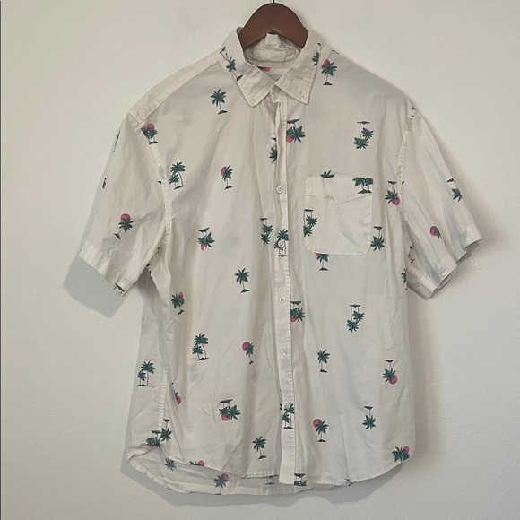 Old Navy Other - Old Navy White Palm Print Slim Fit Short Sleeve Button Down Shirt